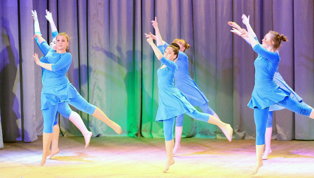 Обучение девочек эстрадно-хореографическому танцу 7-13 лет
